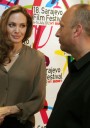 Angelina Jolie s-a întâlnit cu tinerii cineaşti români la Sarajevo